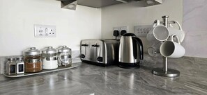 Interior - House - Sleeps 11 - Parking - Station Close (Preston)