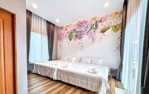 3 bedrooms, iron/ironing board, Internet, bed sheets