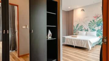 3 habitaciones, tabla de planchar con plancha, internet y ropa de cama