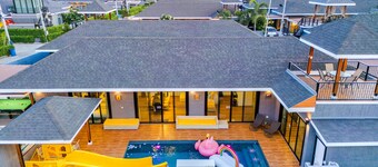 Orange Breeze Casa Private Pool Villa with 3 bedrooms, Near Cha-Am Beach