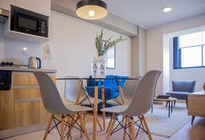 Dining - w* | Alluring 2BR w/ Balcony in Barranco (Barranco)