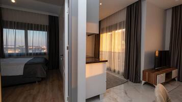 1 habitación, escritorio, wifi y ropa de cama