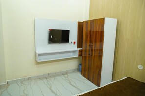 Budget Room | 1 bedroom, free WiFi, bed sheets