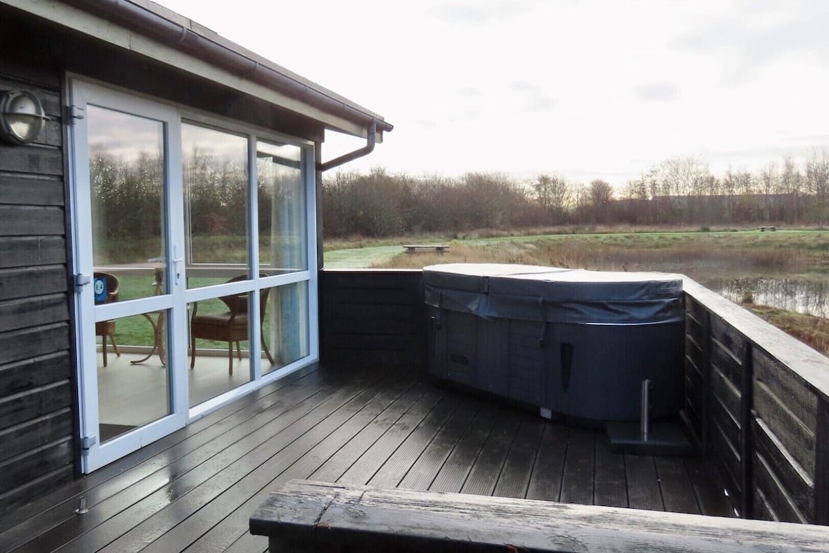 Classic Tree House, Lake View | Terrace/patio