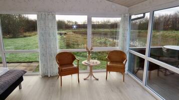 Classic-Baumhaus, Seeblick | Wohnbereich