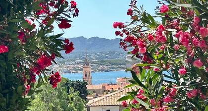 Rez-de-Villa. Beau Jardin Provencal. Au calme Ă 5 mn du Port Tout Sanary Ă Pied.