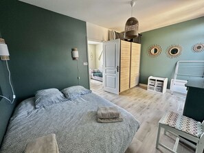 1 bedroom, WiFi, bed sheets