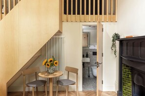 Studio Exécutif, vue jardin, en mezzanine