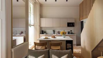 Studio Exécutif, vue jardin, en mezzanine