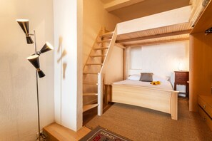 1 soverom, strykejern/-brett, wi-fi (inkludert) og sengetøy