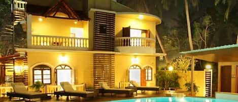 Mặt tiền nơi lưu trú