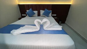 Deluxe-Doppelzimmer | Schreibtisch, laptopgeeigneter Arbeitsplatz, kostenloses WLAN