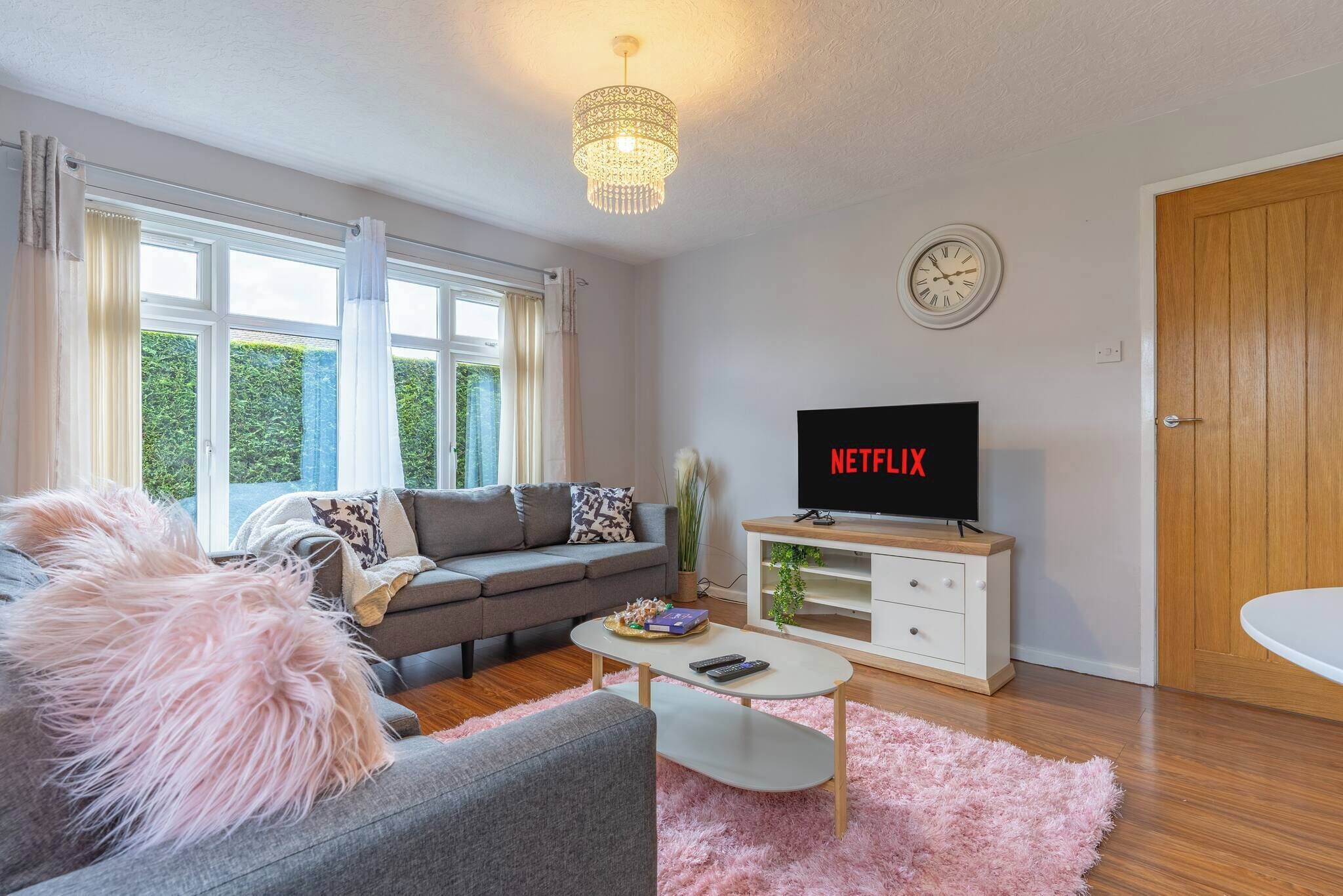 Apartment, 1 Bedroom | Living room