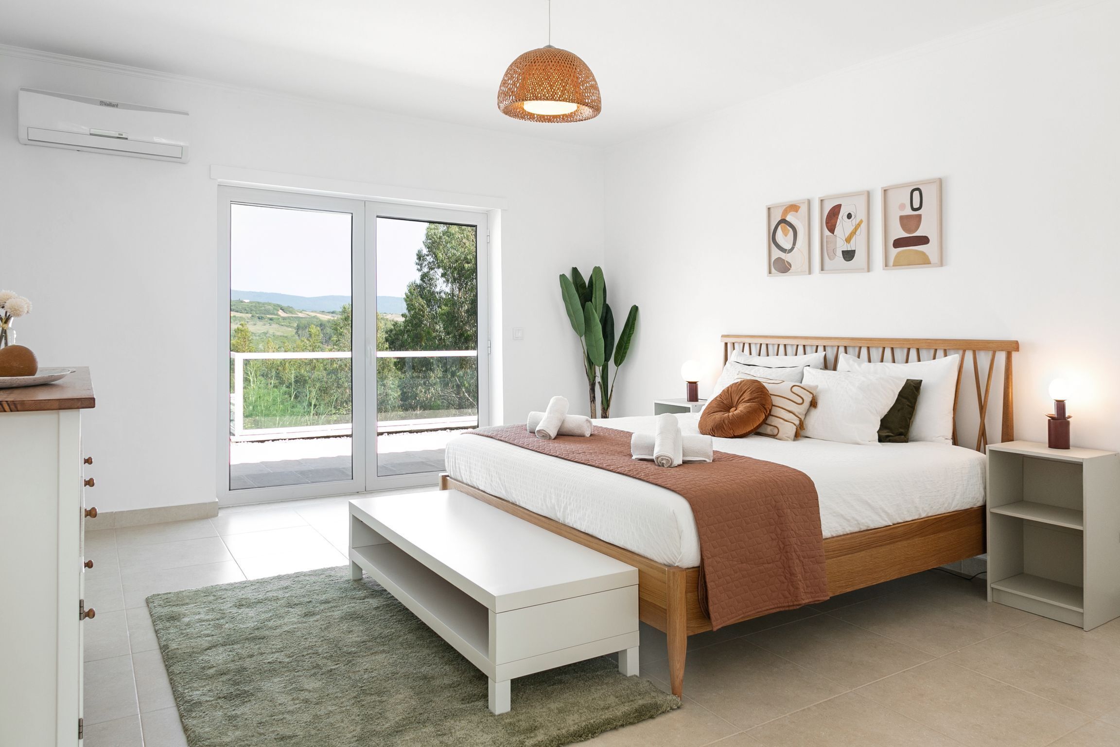 3 多间卧室、熨斗/熨衣板、WiFi、床单