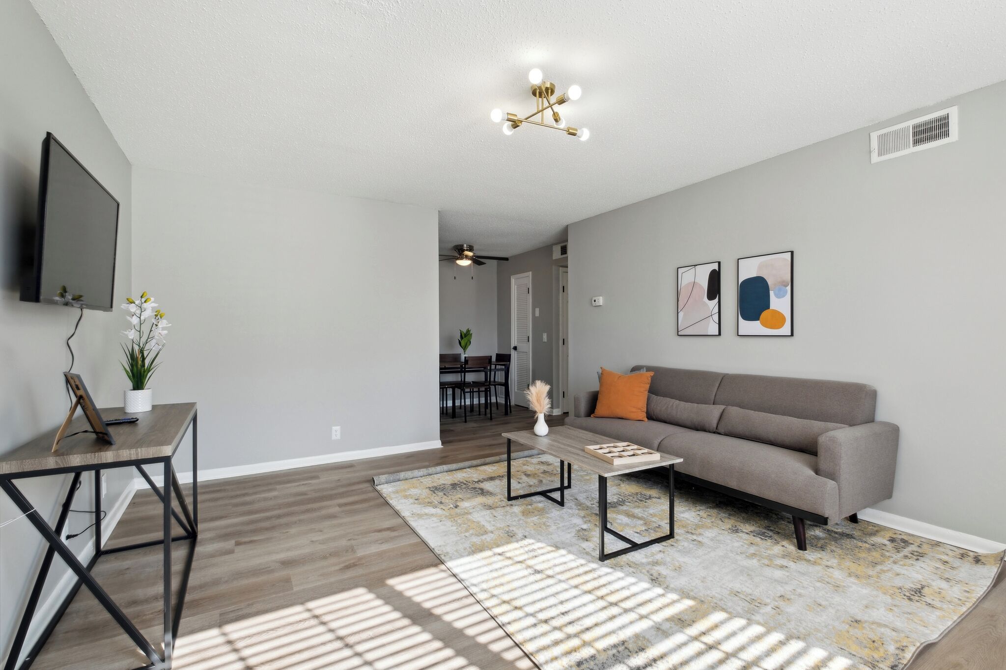 智能電視、 辦公室