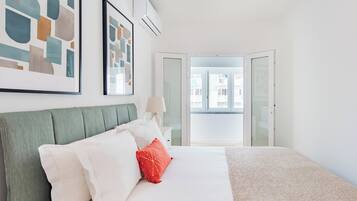 Apartment, 2 Bedrooms, Non Smoking, Balcony | 2 bedrooms, iron/ironing board, free WiFi