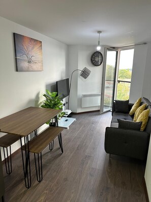 Apartment, 1 Bedroom | Living area - Elegant 1BR Gem Near NEC & Resorts World (Birmingham)