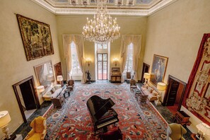 Lobby pihenő