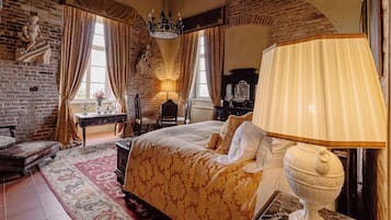 Habitación doble (Bishop Room) | Ropa de cama de alta calidad y decoración personalizada