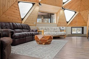 TV connectée, cheminée