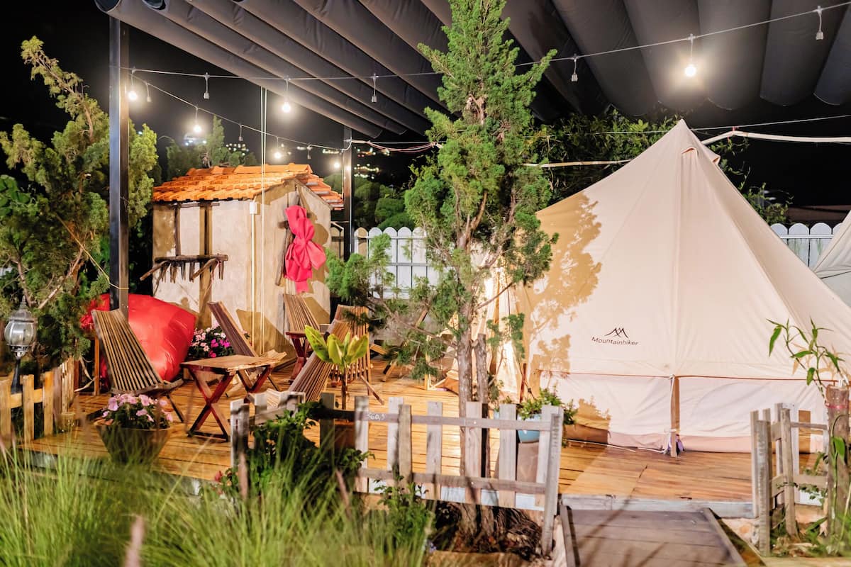 Tenda Deluxe | Wi-Fi gratuito