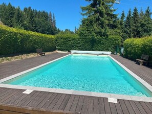 Piscine extérieure, piscine chauffée