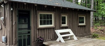 The Higgins Lake Hideaway - Super Cute and Great Location Only 3 Blocks from Higgins Lake!