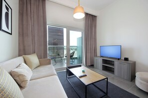 Safe på rommet, strykejern/-brett og wi-fi (inkludert)