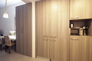 In-room safe, iron/ironing board, free WiFi