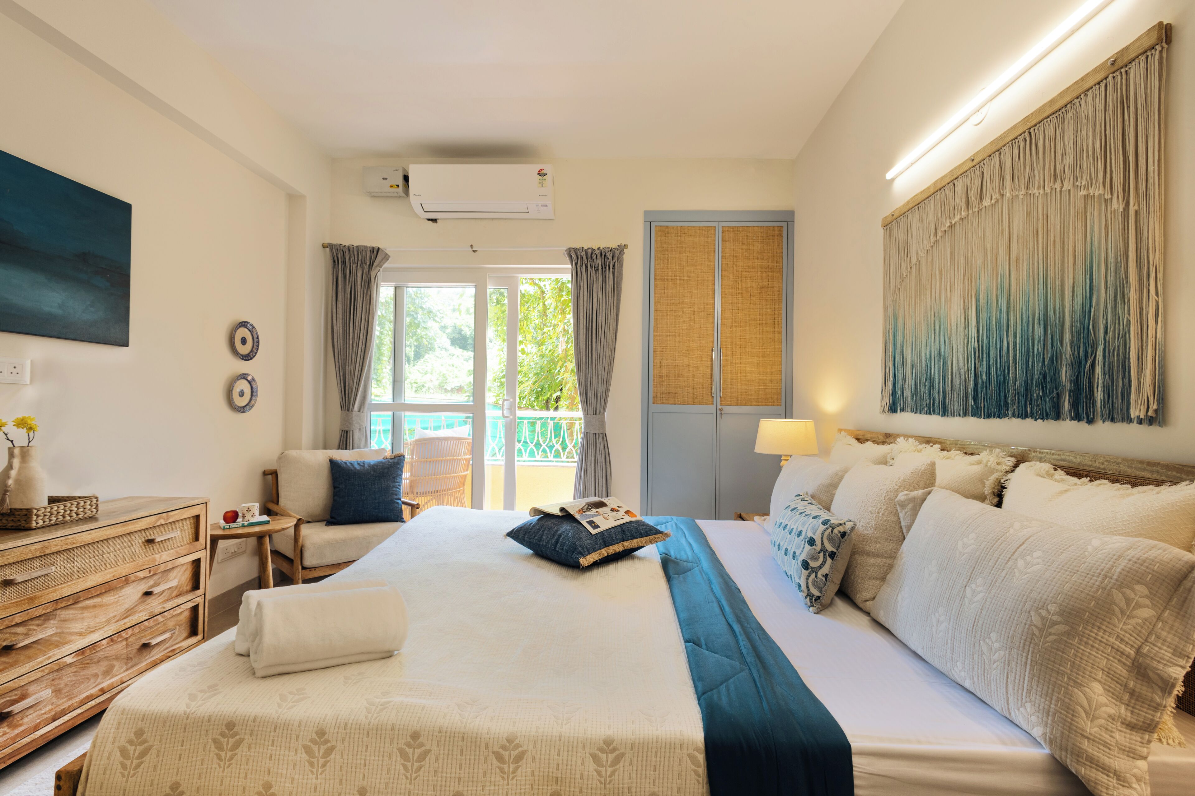 Apartment, 1 Queen Bed, Balcony, Pool View | 1 bedroom, iron/ironing board, free WiFi