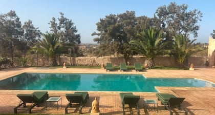 Villa with top-of-the-range amenities, in the countryside 10 minutes from Essaouira town