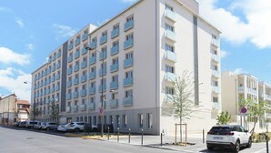 Front of property - Quality Aparthotel Reims - Saint-Thomas (Reims)