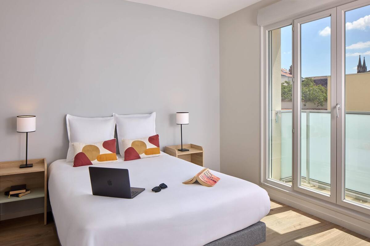 Chambre Standard, 1 grand lit, non-fumeur