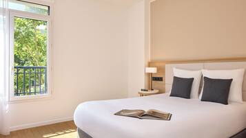 Wi-Fi gratuit, draps fournis