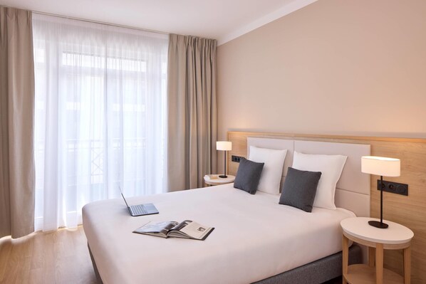 Free WiFi, bed sheets - Quality Suites Val d'Europe (Chessy)