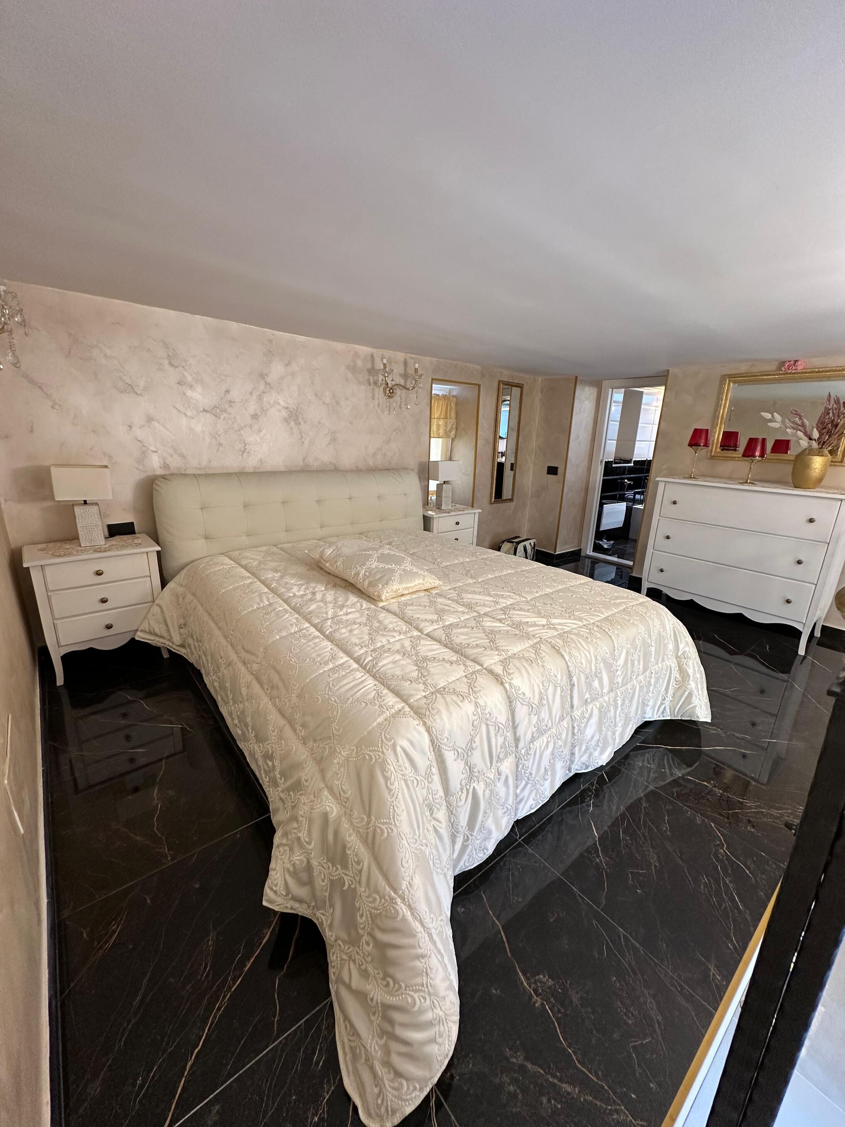 Apartment, 2 Bedrooms, Smoking, Patio | 2 bedrooms