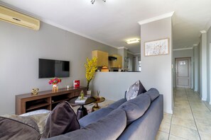 Living room - Luxury Apartments West Point Sandton (Johannesburg)
