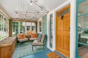 Interior - Peterson Retreat Hot Tub, Bikes, Old Town (Fort Collins)