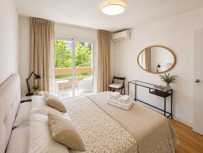 1 habitación, tabla de planchar con plancha, internet y ropa de cama 