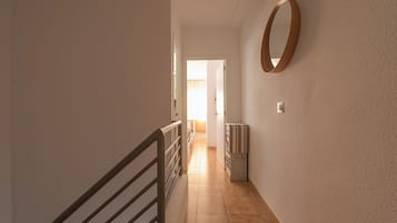 Bungalow, 2 Bedrooms, Terrace | Interior