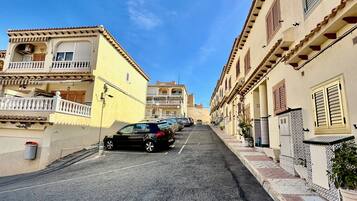 Bungalow, 2 kamar tidur, teras | Halaman properti