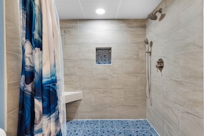 Shower, towels