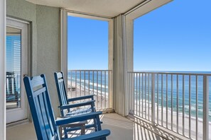 Property grounds - Tower 2, three bedroom! Great Views!! FREE BEACH CHAIRS! (Panama City Beach)