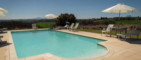 Seasonal outdoor pool, pool umbrellas, sun loungers