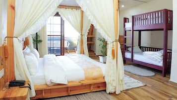 家庭房 | 办公桌、熨斗/熨板、免费 WiFi、床单