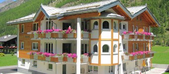 Alpi Retreat by Saas Grund