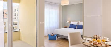 Free WiFi, bed sheets, wheelchair access