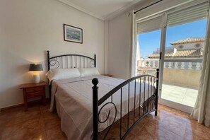 Fer et planche à repasser, Wi-Fi, draps fournis