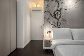 3 bedrooms, in-room safe, iron/ironing board, free WiFi