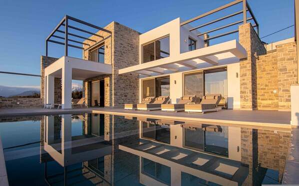 3 bedrooms, Internet - Crete Villa Paseathea Luxurious Pool Getaway (Faistos)